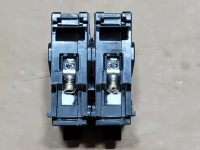 USED SIEMENS Q220