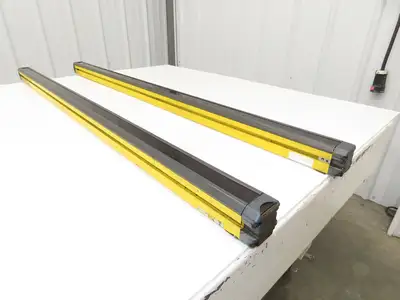 Leuze Lumiflex Safety Light Curtain Transmitter Receiver Set 1200mm-Parts/Repair