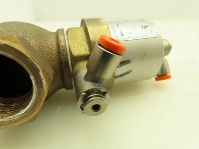 Valvaut Effepi Z200206E Pneumatic Controlled Globe Valve 3/4" NPT PTFE Bronze