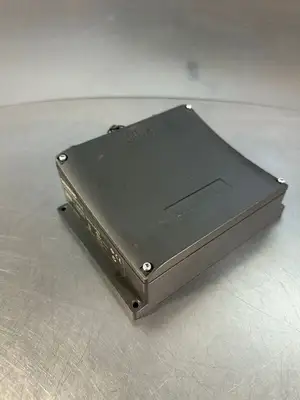Siemens 6AV6 671-5AE10-0AX0 Connectivity Box DB Plus 24Vdc (4.4.4)