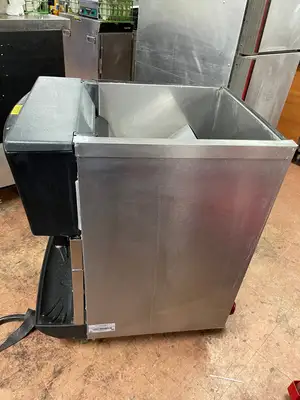 Used Manitowoc Used Manitowoc MII-150 Ice Dispensing Bin 150LB Storage With Drink Fountain 120V - JS Beverage Dispensers Illinois US | Falcon Restaurant Supply #1376344