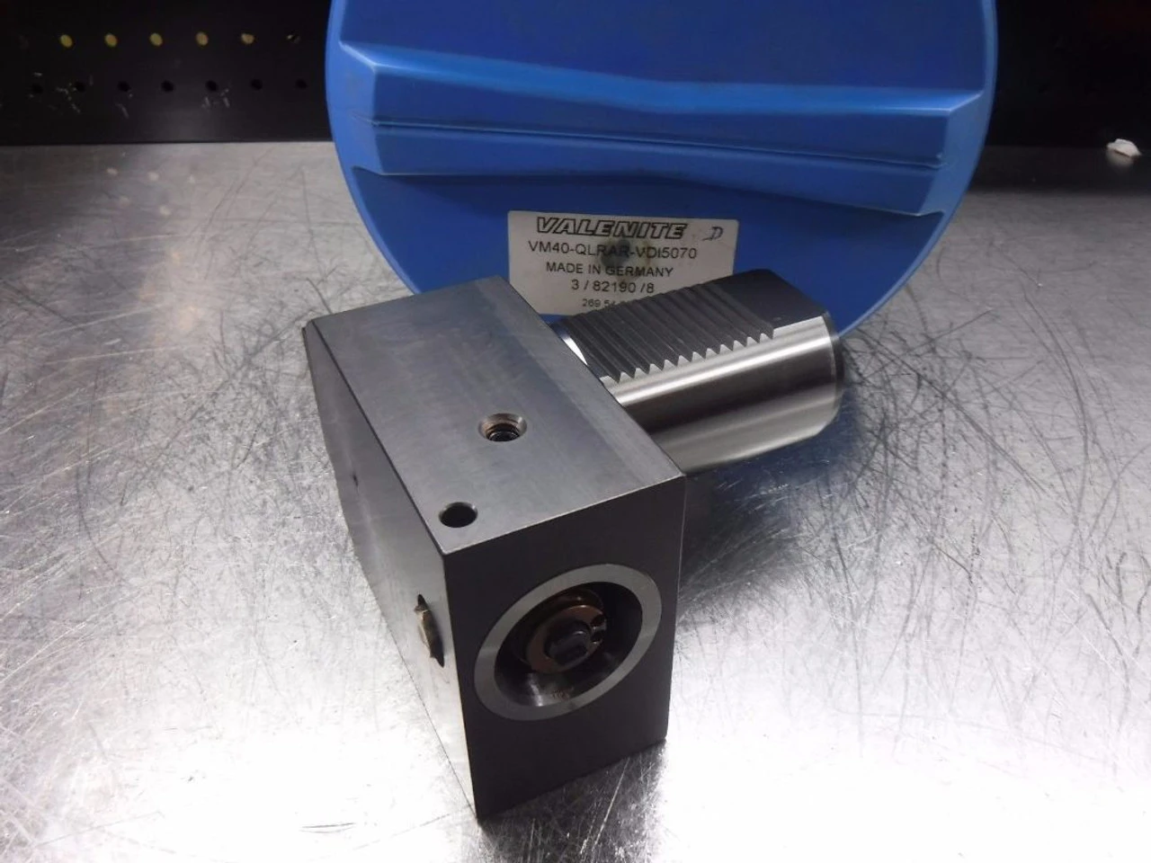 Valenite VDI50 Shank KM40 Clamping Unit VM40-QLRAR-VDI5070 (LOC453A)