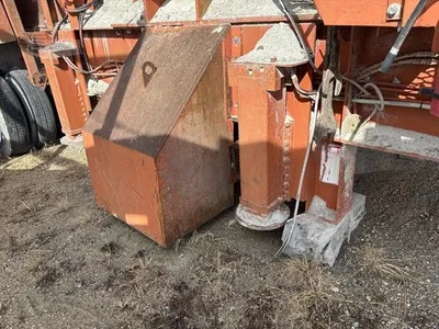 USED 2002 UNIVERSAL 130x150