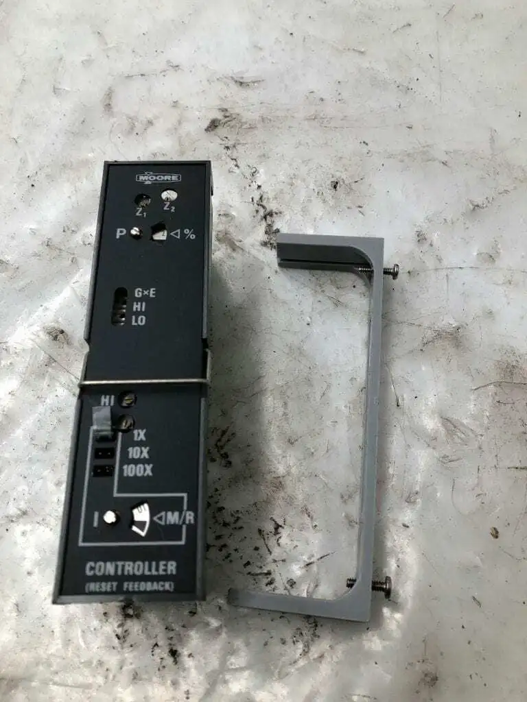 Moore 15431-31 Reset Feedback Controller/PLC Module