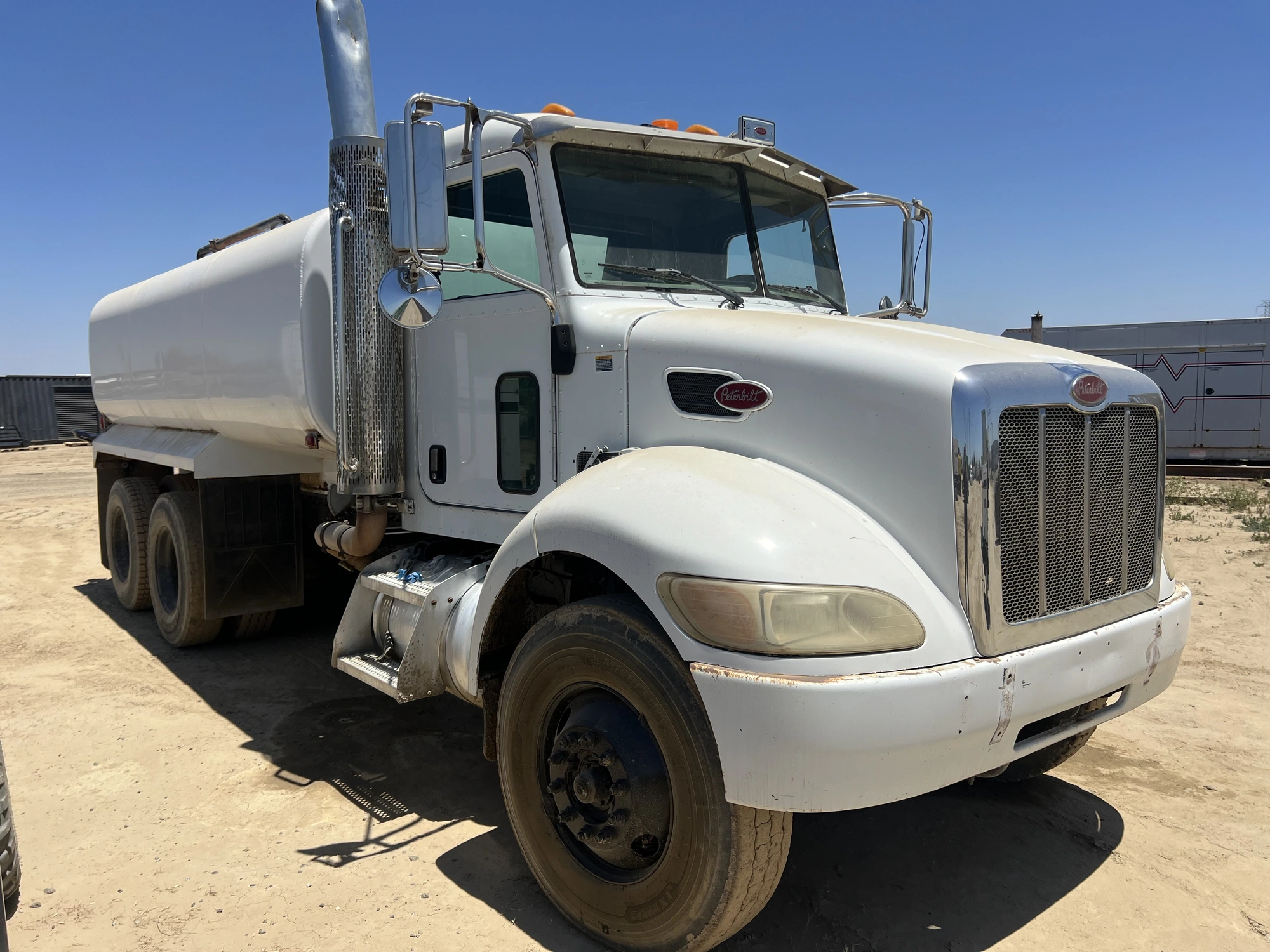 2008 McLellan water truck