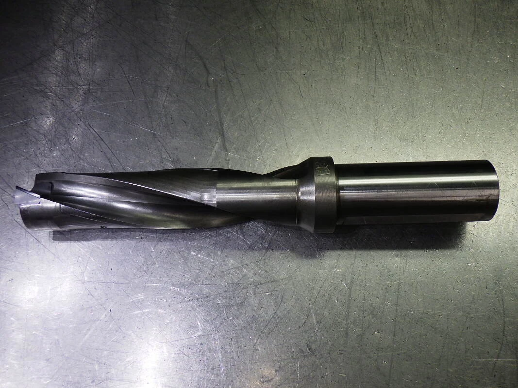 Kennametal KSEM 1.5" Coolant Thru 3xD Drill 1.5" Shank KSEM1500R3SSF150 (LOC3292)