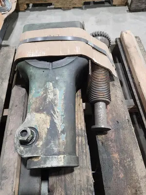 Minster 6 Connection with Ball Screw