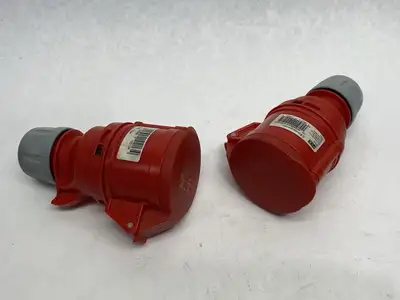 USED PCE SOCKET PLUG CEE-CONNECTOR 16A 5P 6H IP44 SHARK