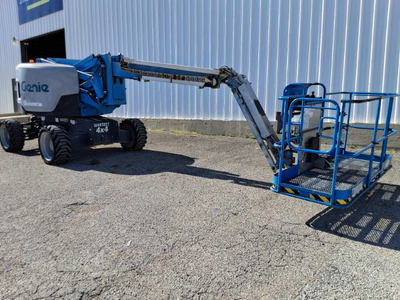USED 2016 Genie Z-62/40
