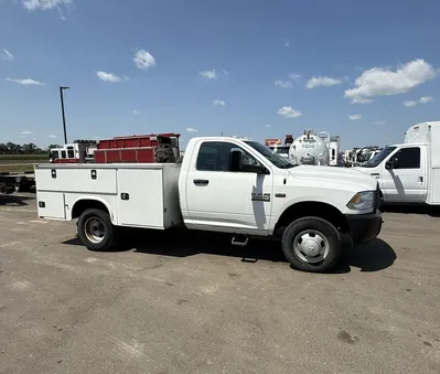 Used 2015 DODGE RAM 3500 TRADESMAN UTILITY BOX 4X4 Service & Utility Trucks Minnesota US | Carco Truck & Equipment #1513882