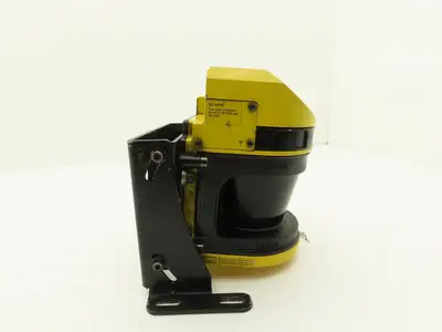 Keyence SZ-V04X Multi-function Laser Safety Scanner SZ-V Series 24VDC 8.4m 160ms
