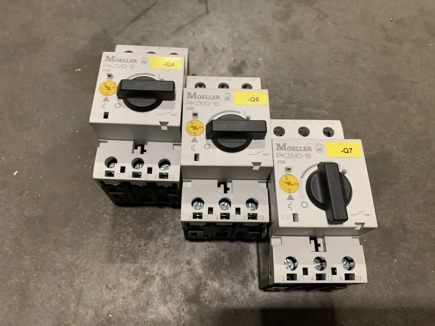 Used MOELLER PKZM0-16 Switchgears British Columbia CA | Lenmark #244211