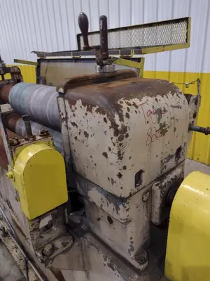 36" YODER POWERED SLITTING HEAD WITH FEED ROLLS: STOCK #22948