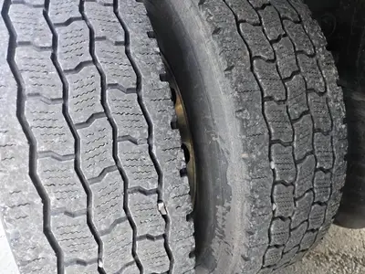 USED 2017 PETERBILT 348