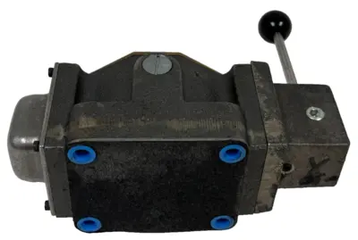 NEW RACINE FD4 LNHS 104S 02 DIRECTIONAL CONTROL VALVE 653052 3000PSI