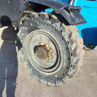 USED 2015 Genie GTH-844