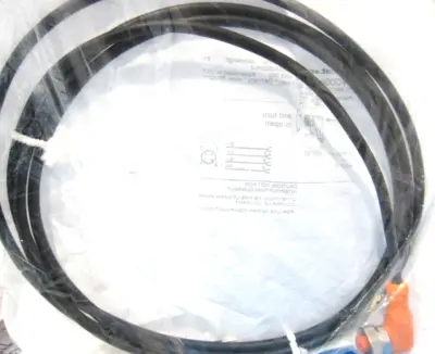LOT OF 4 NEW IFM EFECTOR ADOAH040MSS0002H04 CABLES EVC004