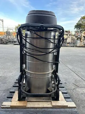 USED NILFISK INDUSTRIAL VACUUM S2