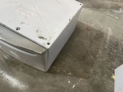 Used WHIRLPOOL _UNKNOWN_ Cabinets Michigan US | Miedema Asset Management Group #1425179