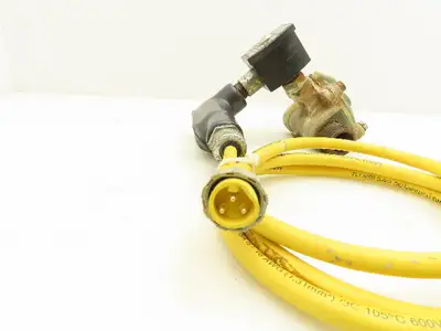 Asco Red Hat II EF8210G014 Brass Solenoid Valve 2-Way 1" NPT 120V Normally Open