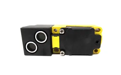 NEW TURCK RU200-CP40-LIU2P8X2T/S10 PROXIMITY SENSOR 1610093