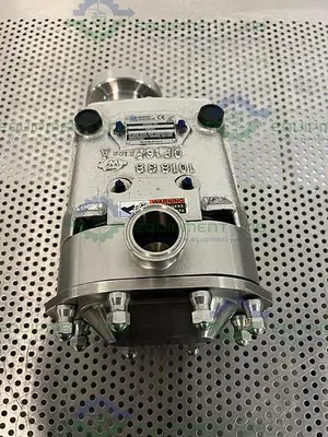 USED WAUKESHA CHERRY BURRELL/ SPX 018UL ROTARY LOBE PUMP W/ STAINLESS 1.5 HP MOTOR