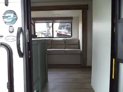Used 2024 EDDIE BAUER _UNKNOWN_ Campers, Caravans, Motorhomes Florida US | TLC Truck & Equipment #1568894