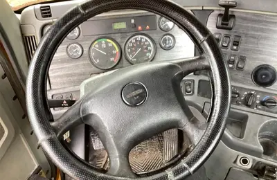 Used 2015 FREIGHTLINER FLD12064ST Misc Trucks Illinois US | Mitsubishi HC Capital America #163935
