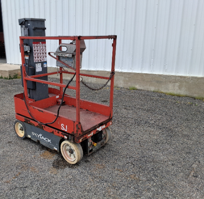 USED 2016 Skyjack SJ12