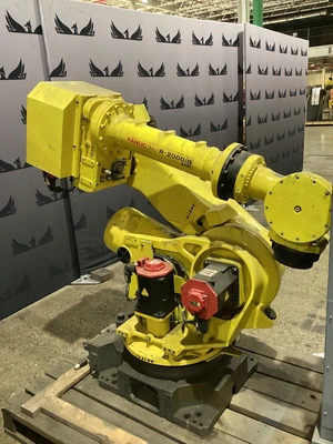 USED 2009 FANUC R-2000iB/210F + R-30iA