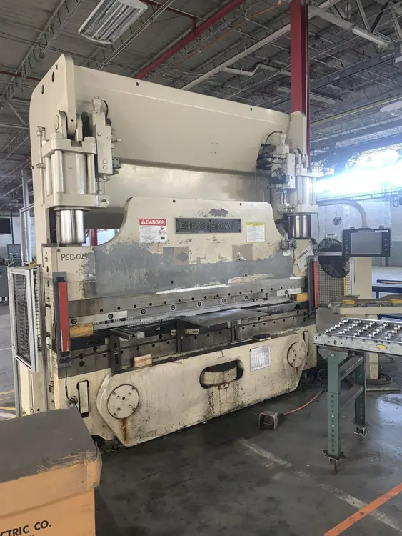 Used 1986 CINCINNATI 175-FMII Press Brakes Ohio US | G-2000, Inc. #1081758