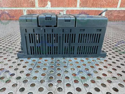 USED AUTOMATION DIRECT LOGIC 205 KOYO W/ DL260 CPU, H2-ECO M, F2-08DA-2 MODULES