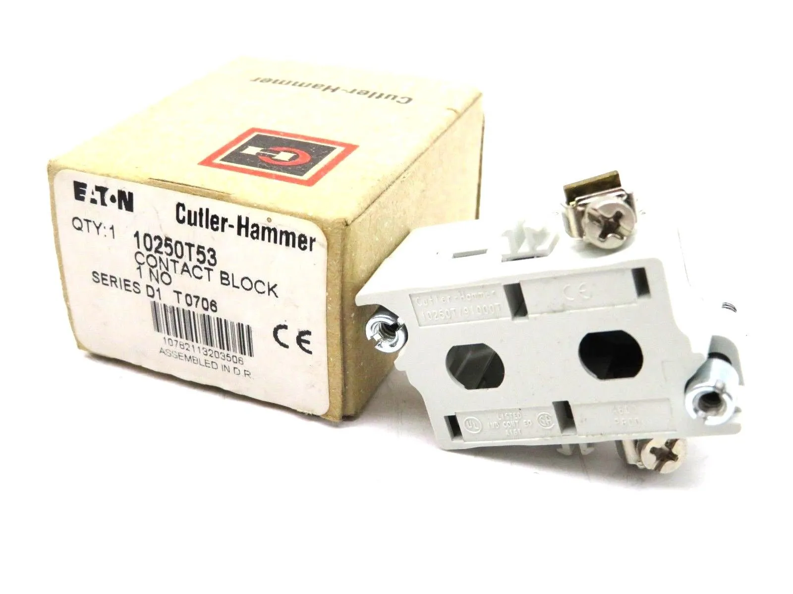 NEW CUTLER HAMMER 10250T53 CONTACT BLOCK SERIES D1