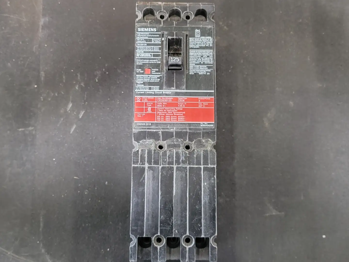 USED SIEMENS CED63B125