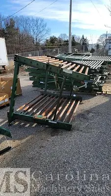 USED CUSTOM BUILT PALLET CONVEYOR LINE