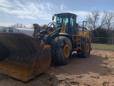 2015 John Deere 824K-II