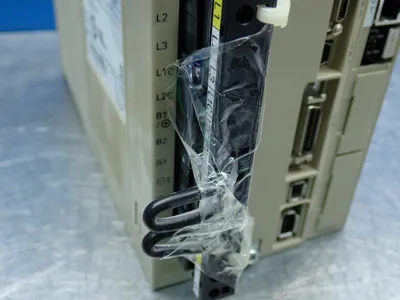 USED YASKAWA SGDV3R8AE1A002000