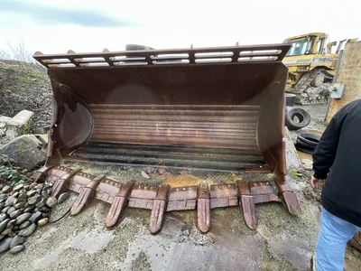 Used _UNKNOWN_ _UNKNOWN_ Multipurpose Buckets Oregon US | KNM Equipment Sales & Service #1363673