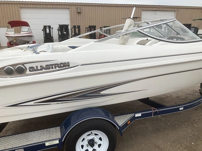 USED 2001 GLASTRON SX-175
