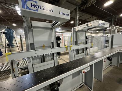 Homag CNC Angular Saw System w/ Automatic Loading & Unloading