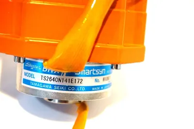 NEW ABB 3HAC10674-1 SERVO MOTOR 280610198 WITH TAMAGAWA TS2640N141E172 ENCODER