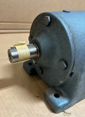 USED SEW-EURODRIVE R60D26DT100LS4