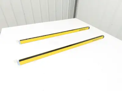 Schmersal SLC440COM-ER-0890-14 Safety Light Curtain Transmitter & Receiver Set