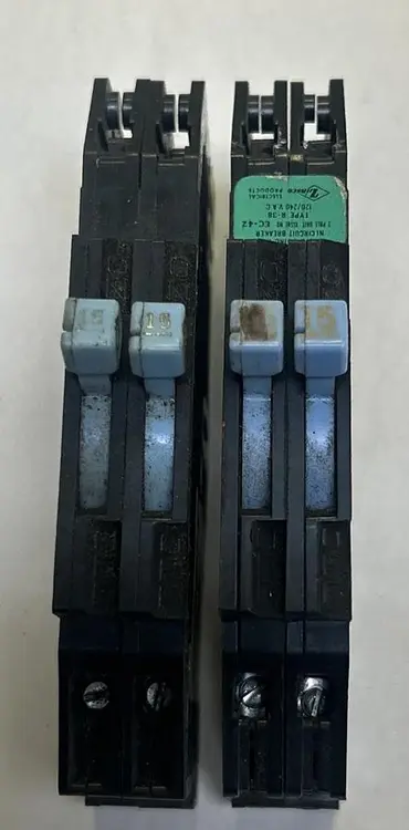 Used ZINSCO R-38 Circuit Breakers | Surplus Asset Holdings #1189447