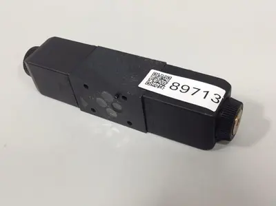 USED VICKERS DG4V-3-6C-M-U-HL7-60-EN594