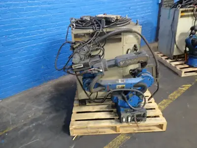 USED 2013 YASKAWA MOTOMAN MH6