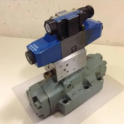 USED VICKERS DG4V36CMP7H750JA100