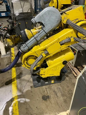 USED 2012 FANUC R-2000iB/210F + R-30iA