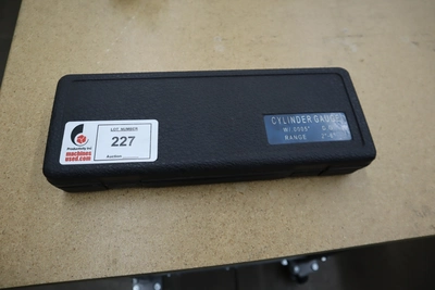 Used FOWLER BORE GAGE Lab Inspection Minnesota US | Machinesused.com #1506407