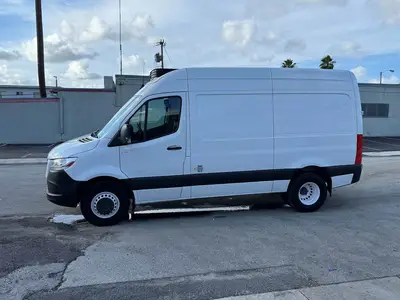 Used 2019 FREIGHTLINER SPRINTER 3500 Tractors & Trailers Florida US | Truck and Van Outlet #1506260